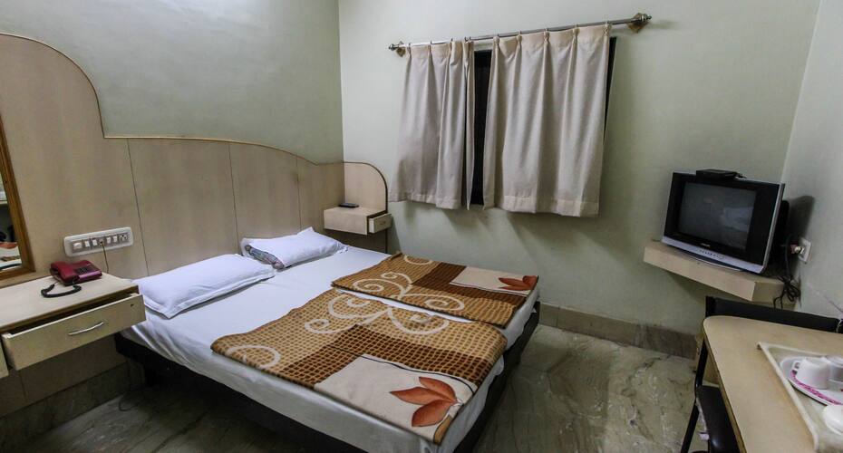 Shri Kamal Hotel, Bangalore 5